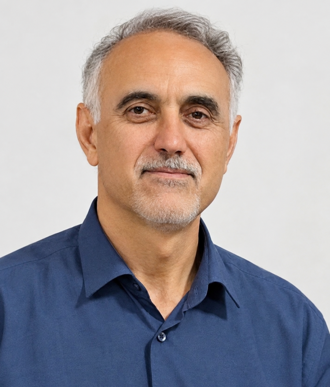 تصویر علی محمدبیانی